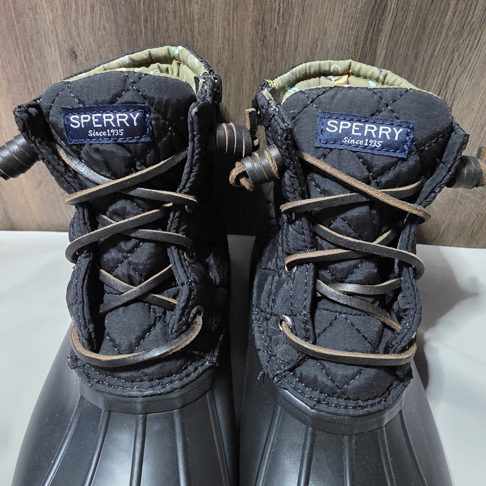 Sperry Womens Black Quilted Boots